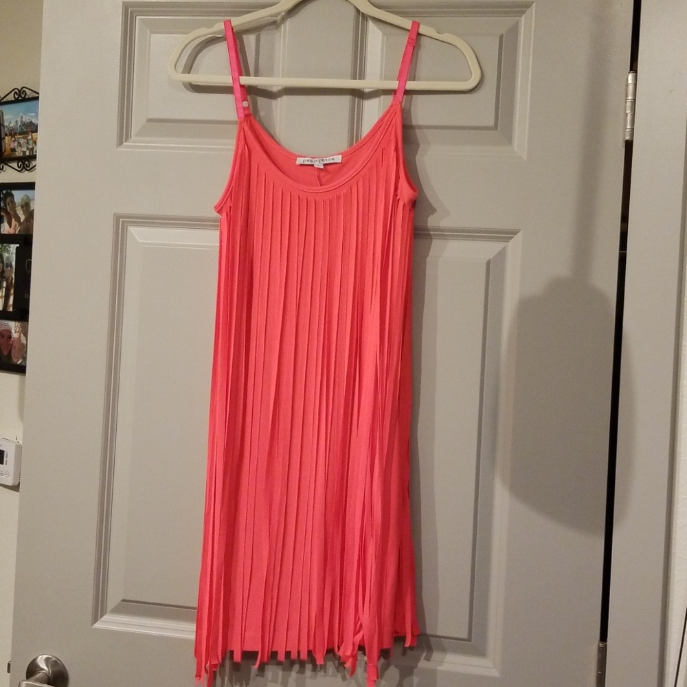 Flirty short party dress Size L